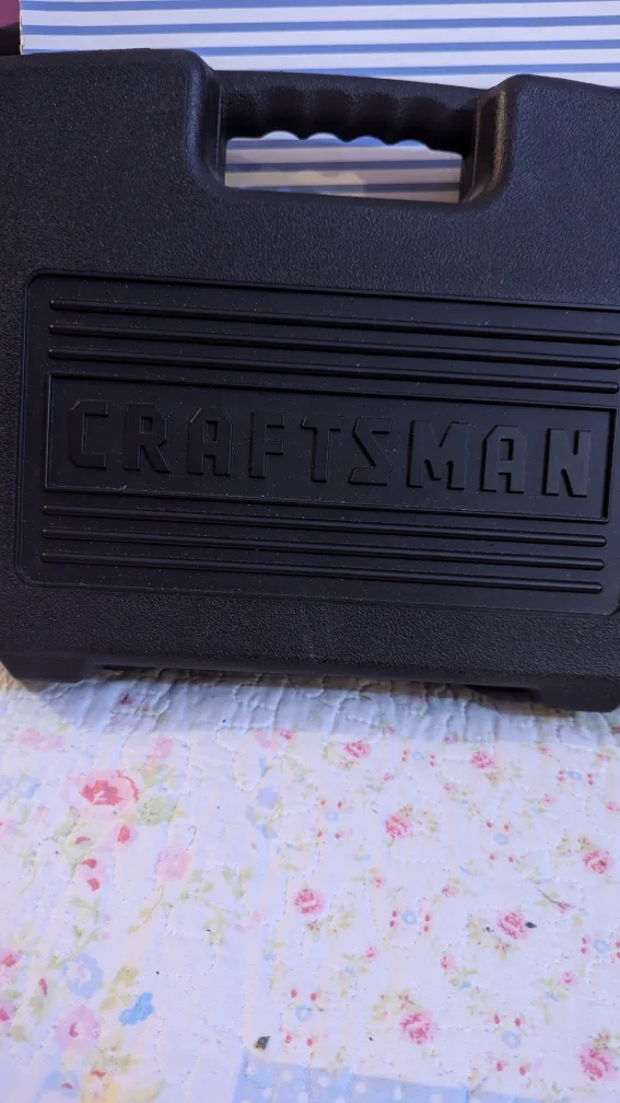 Craftsman 17.2V Cordless Drill with Case image indicator(2)