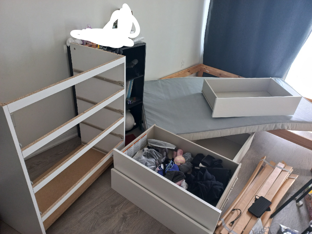 WANTED ✨️ Help for throwing furnitures - photo 2