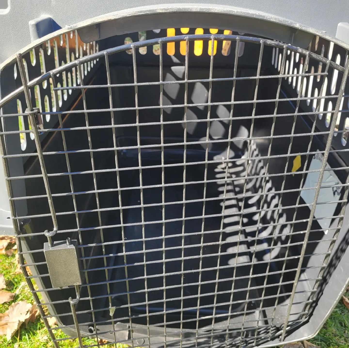 large dog crate for sale image indicator(2)