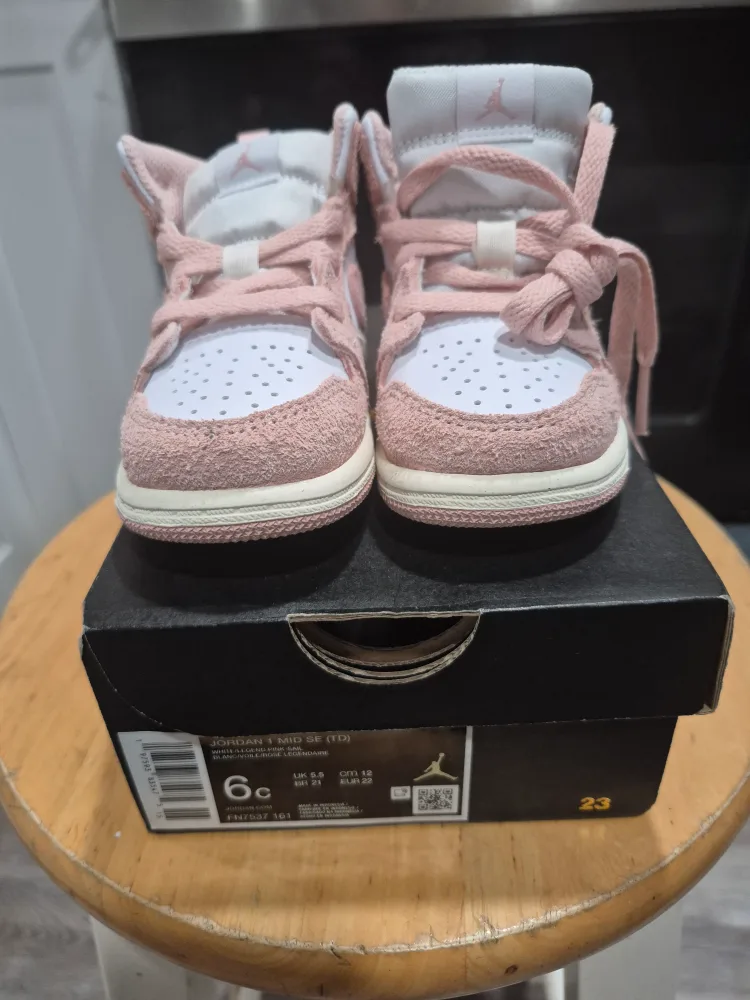 Nike Air Jordan 1 Mid SE Toddler Shoes - Size 6C image indicator(5)