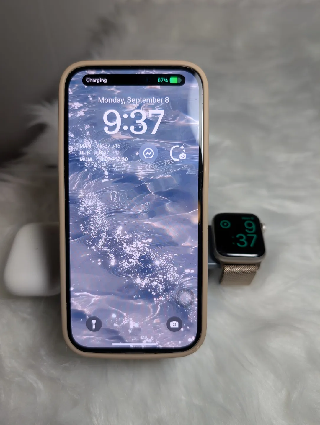 3-in-1 Wireless Charger Station iPhone image indicator(6)