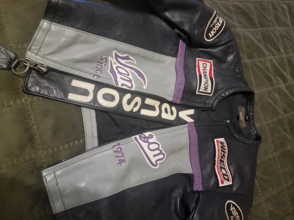 Vanson Leather Racing Jacket image indicator(10)