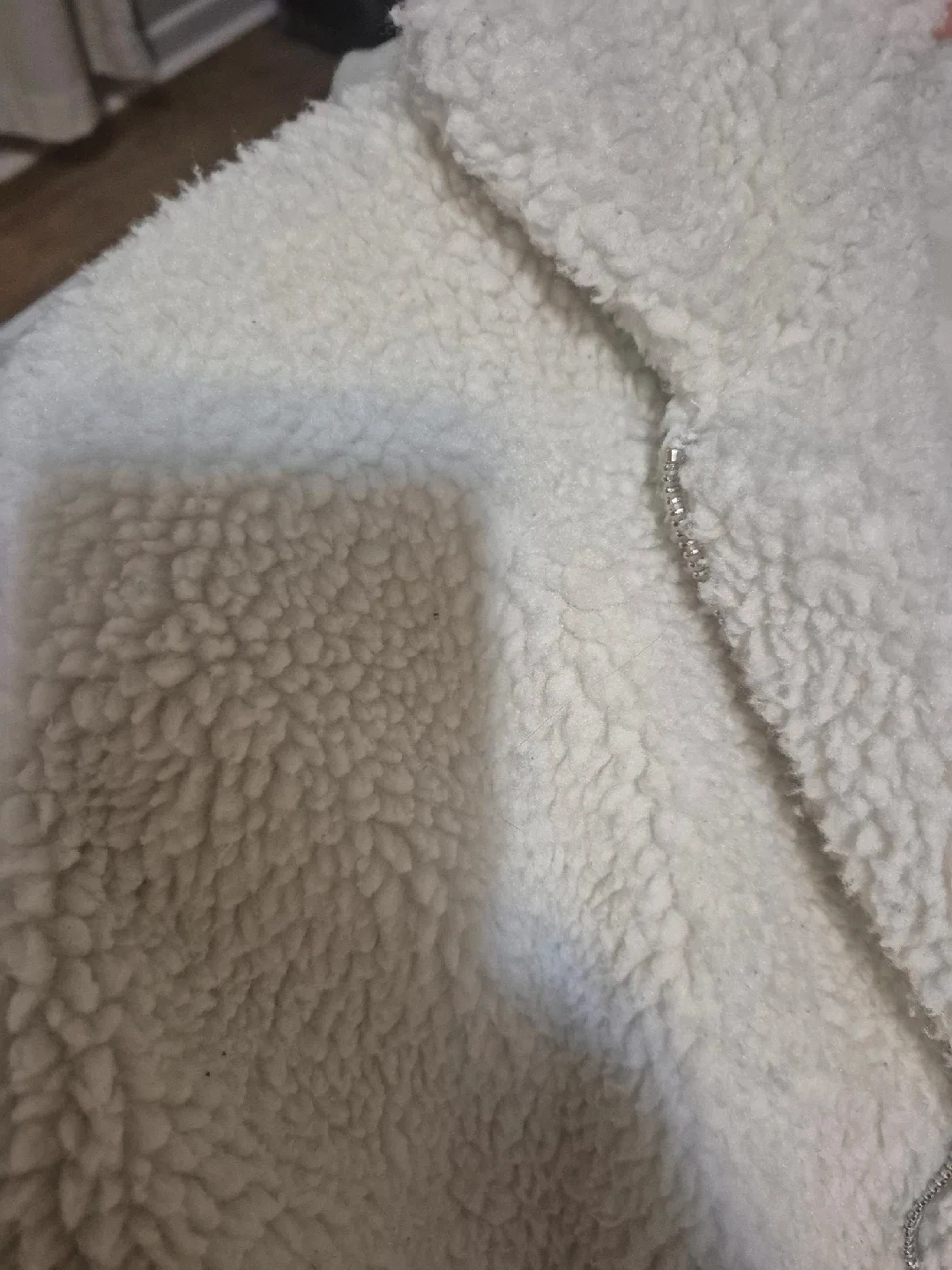 Urban Heritage White Sherpa Jacket - Size M image indicator(3)