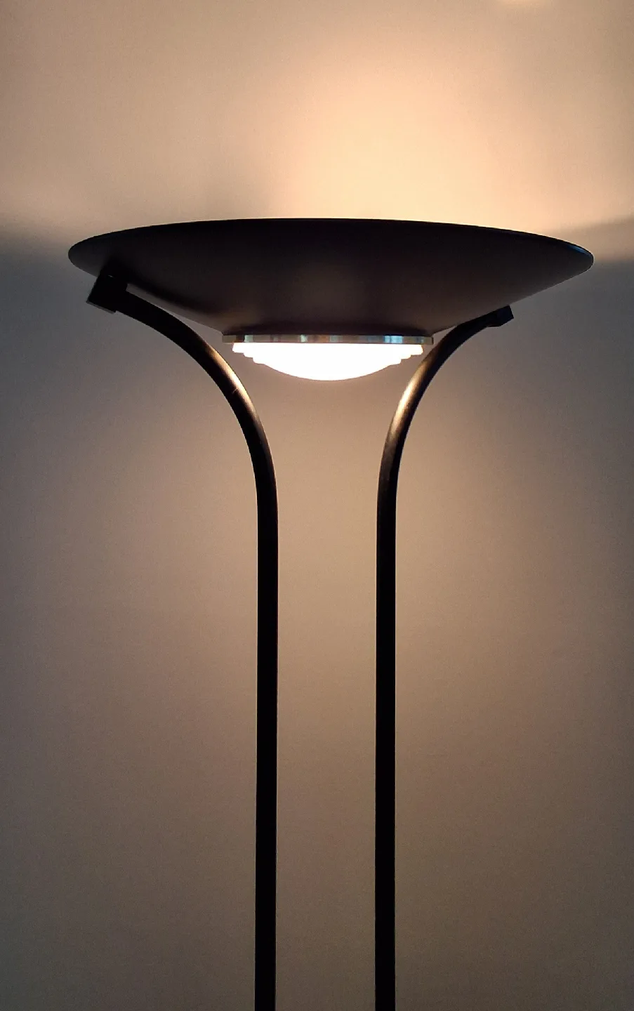 Black Floor Lamp image indicator(5)