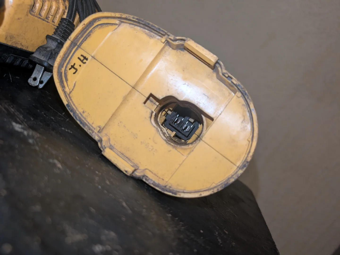 DeWalt Power Tool Set image indicator(2)