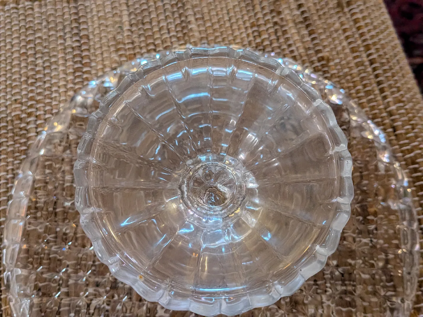 Glass Cake Stand with Dome image indicator(3)