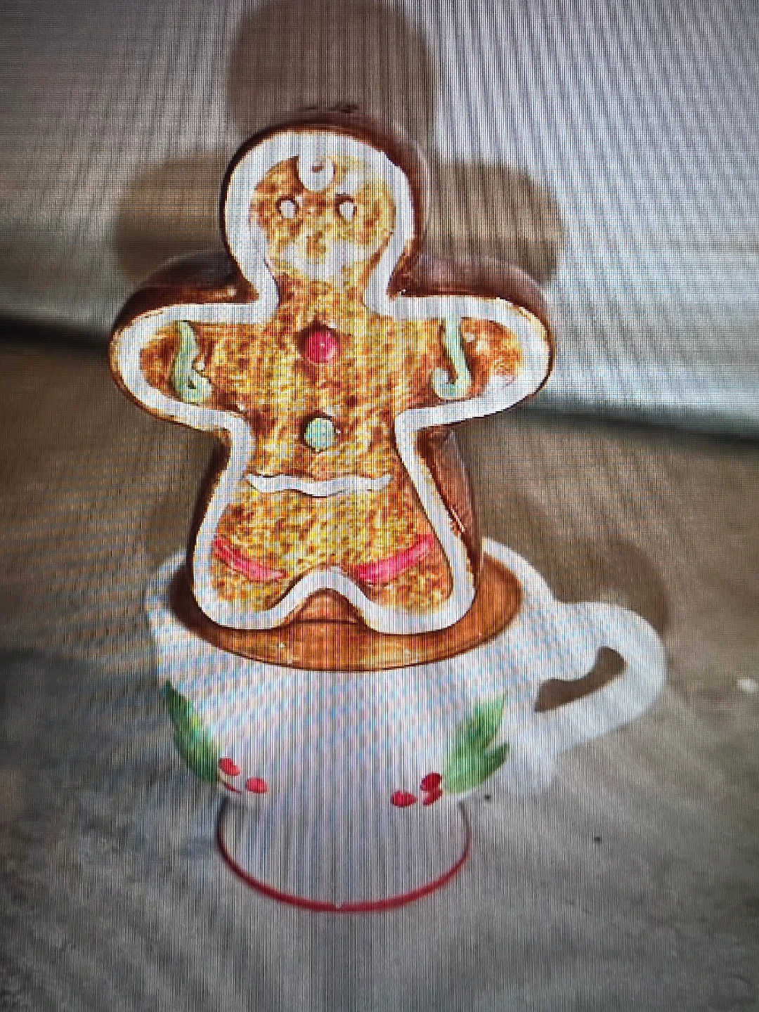 Gingerbread Salt & Pepper Shakers thumbnail