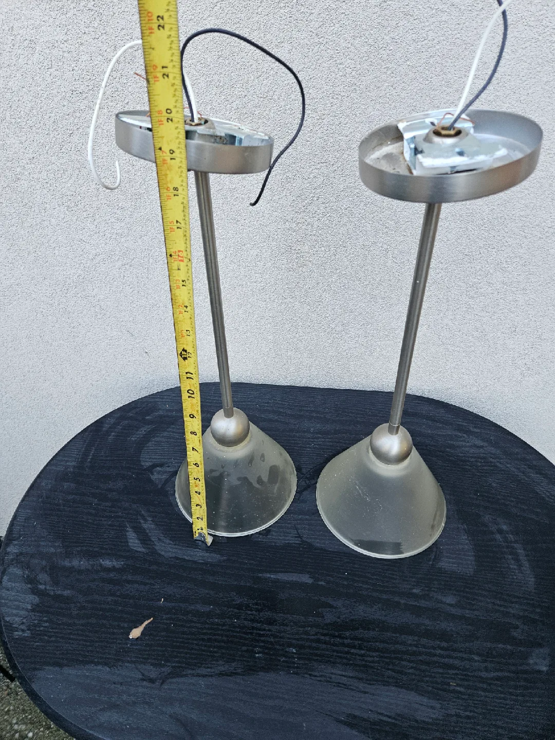 2 Modern Pendant Lights image indicator(2)