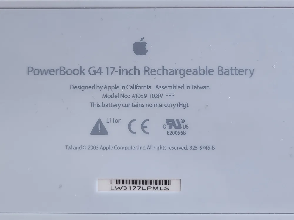 Apple PowerBook G4 17-inch Rechargeable Battery image indicator(2)