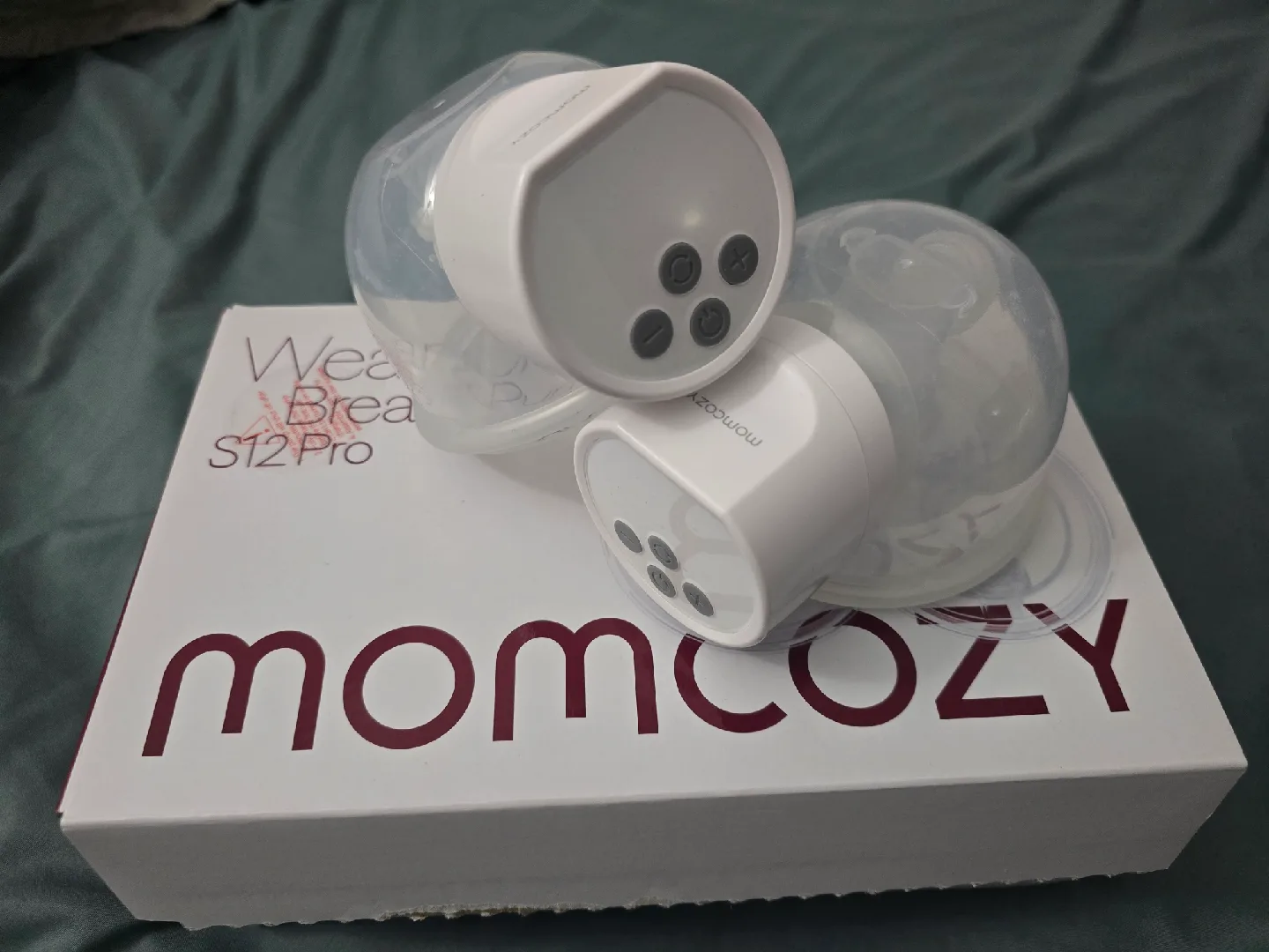 Momcozy S12 Pro Wearable Breast Pump - Like New! image indicator(2)