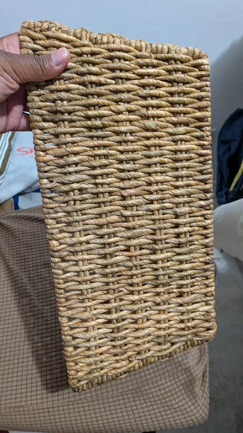 Woven Basket with Handles image indicator(3)