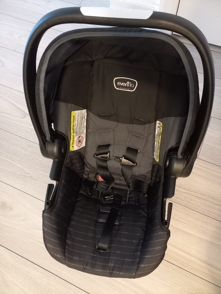 Evenflo Nurture Max Kempton Infant Car Seat & base - photo 2