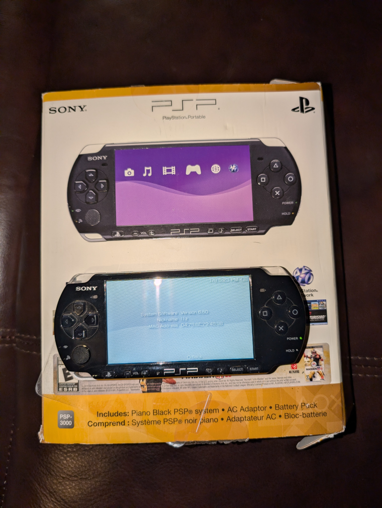 Sony PSP 3000 Piano Black w/ Madden 11 - photo 3