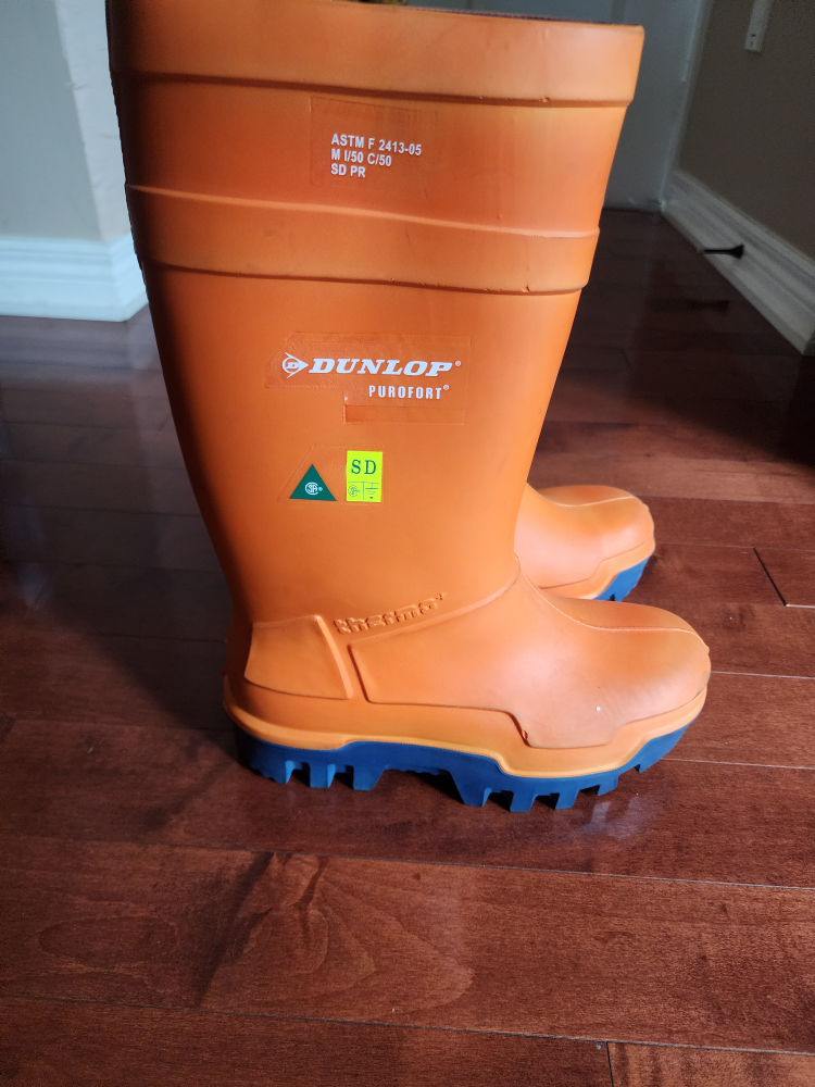 Dunlop Purofort Safety Boots - Size 9
