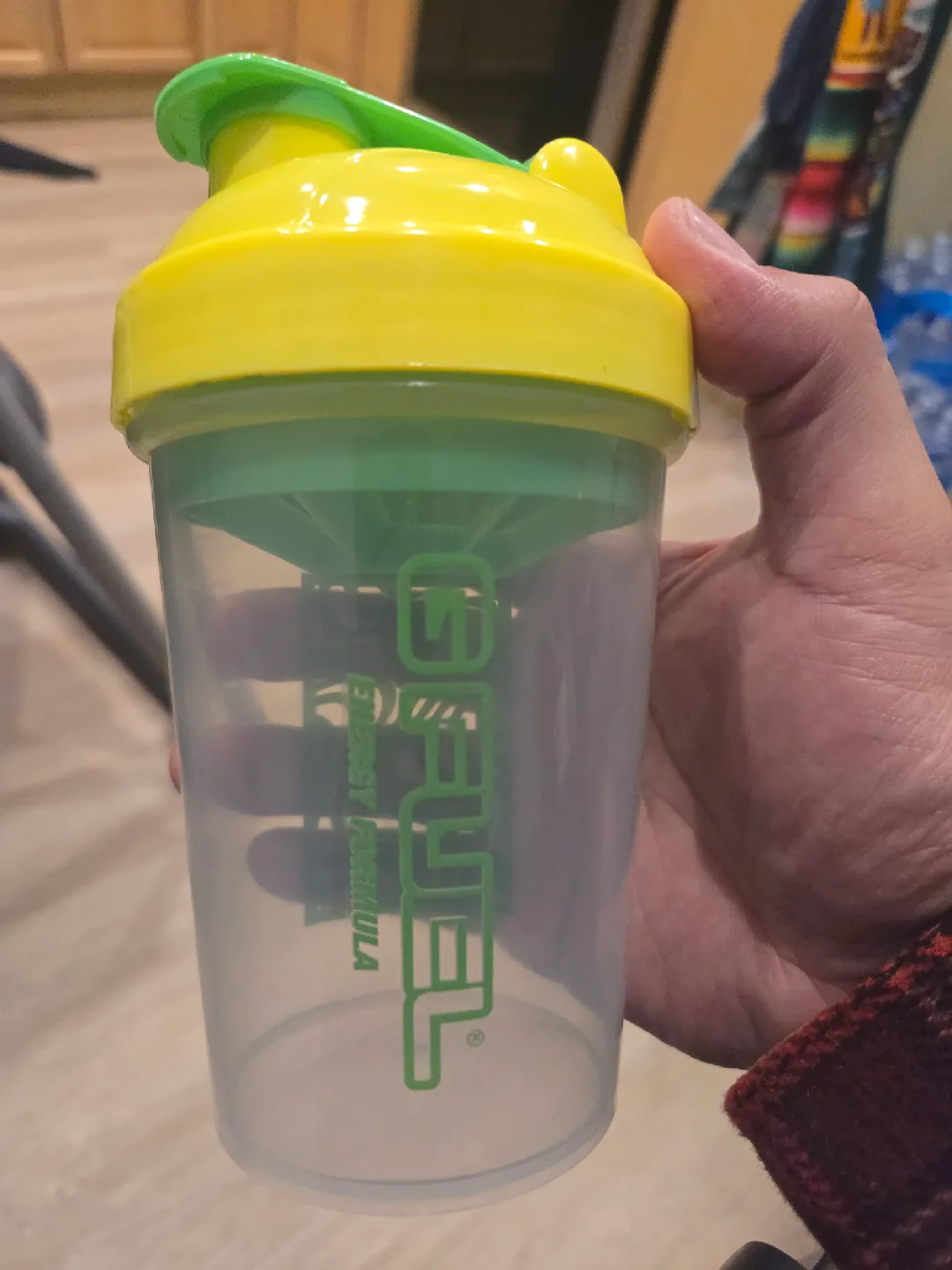 Shaker Cup - Yellow/Green- *NEW* image indicator(2)