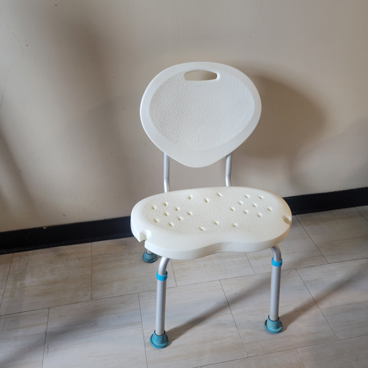 Adjustable Height Bath/Shower Chair - photo 2
