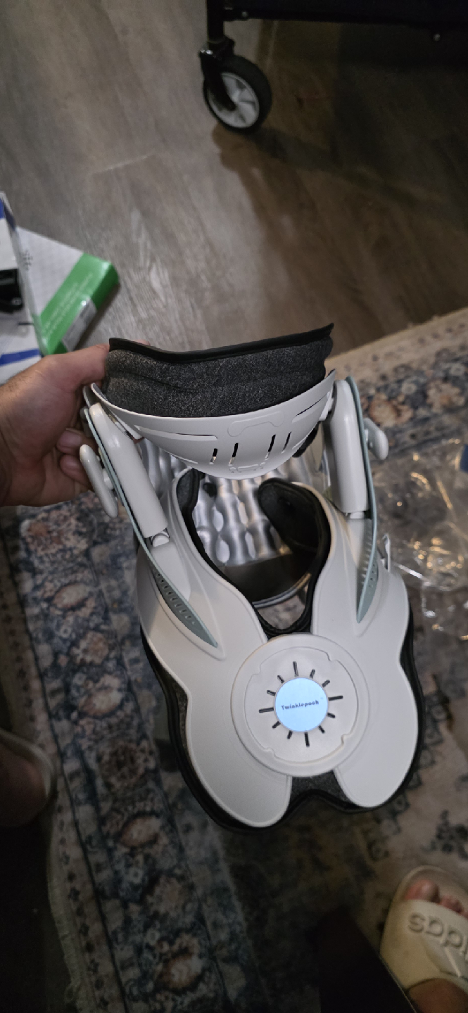 Neck Brace with Air Traction Belt - photo 5