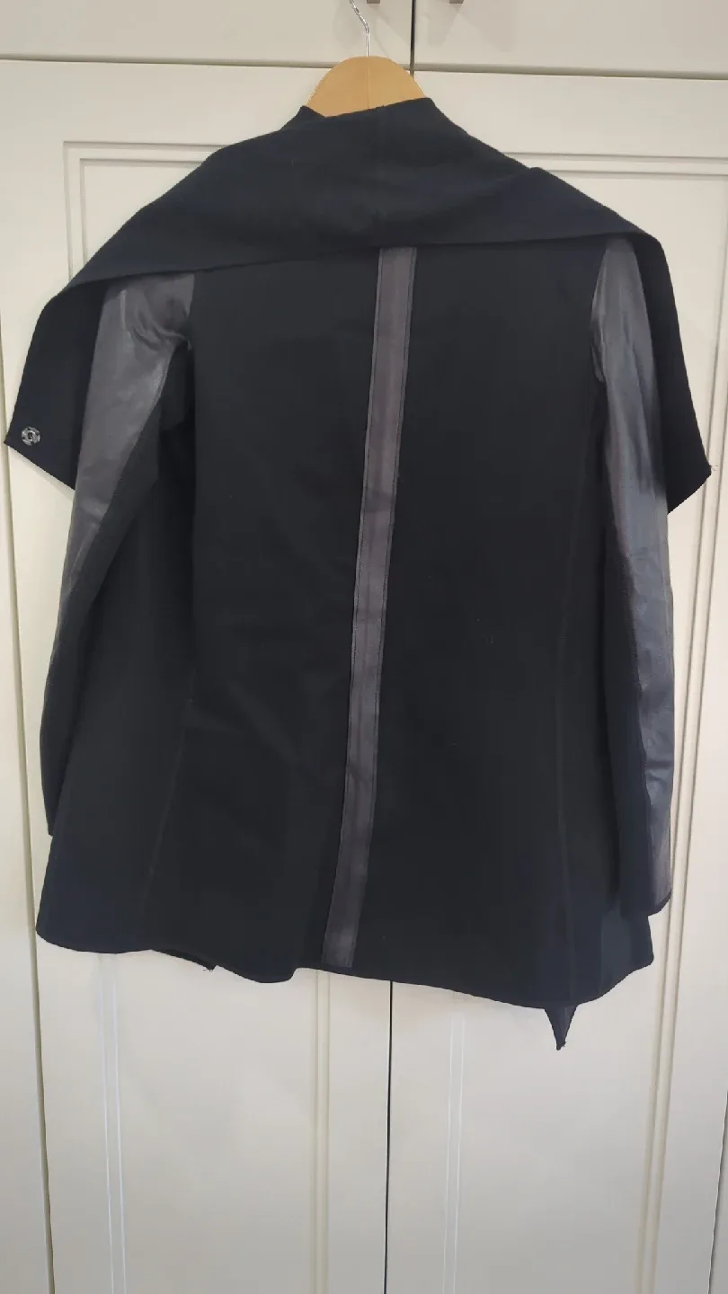 Black Jacket- Spanx S image indicator(2)