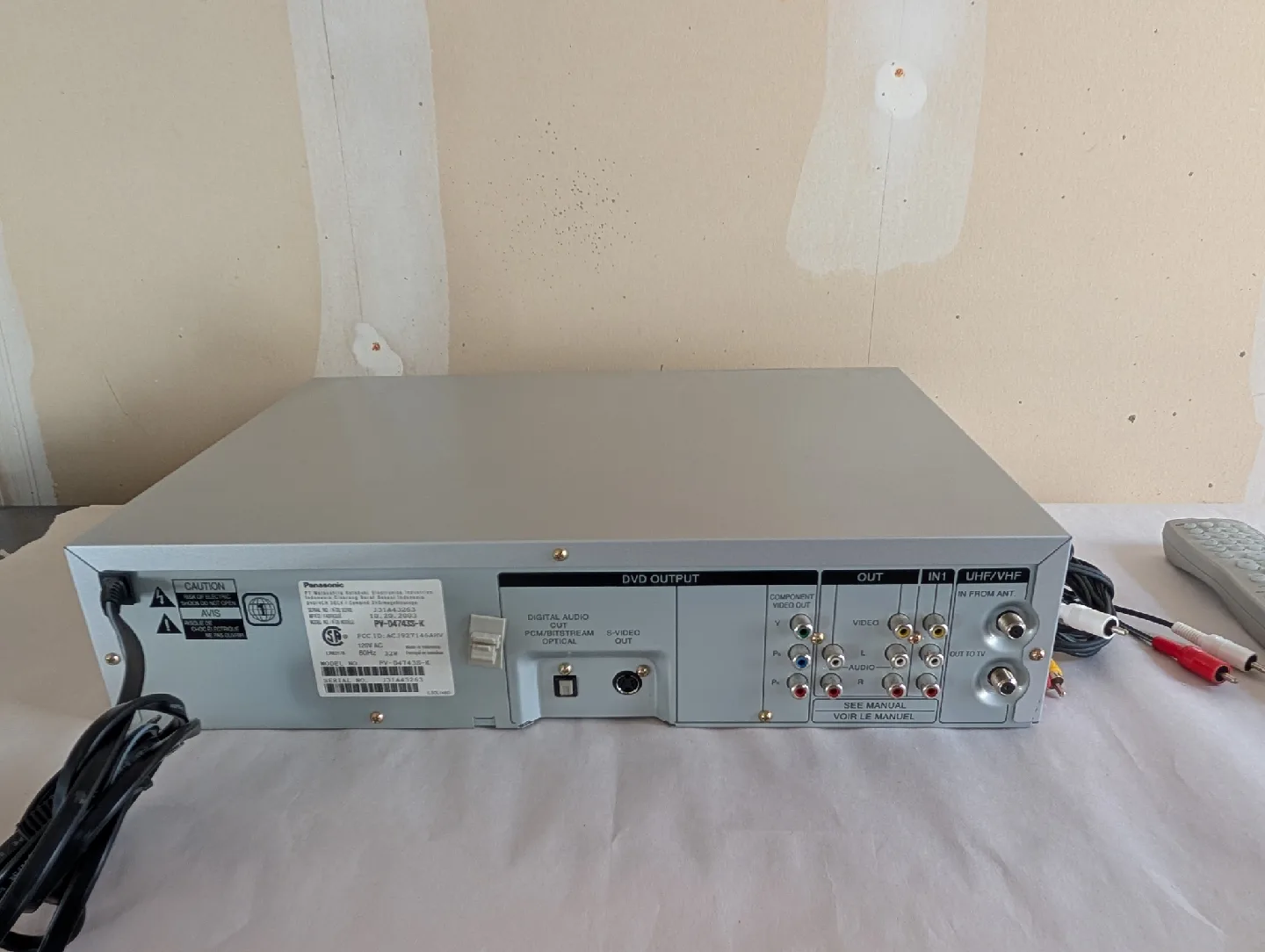 Panasonic DVD/VCR Combo Player PV-D4743S-K image indicator(4)