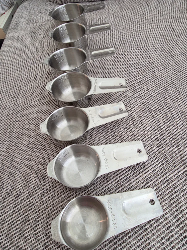 Stainless Steel Measuring Cups (7 Piece Set) image indicator(2)