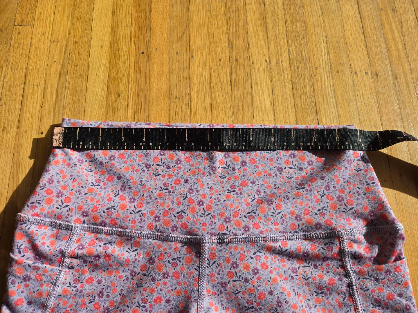 Evolution and Creation Floral Shorts - Size Large image indicator(2)