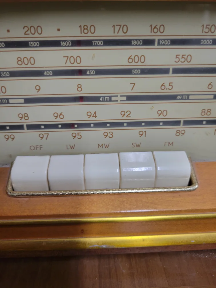 Vintage Tube Radio - Made in Germany image indicator(2)