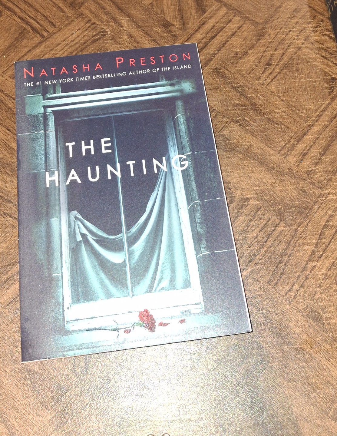 Natasha Preston Book $5 each - photo 2
