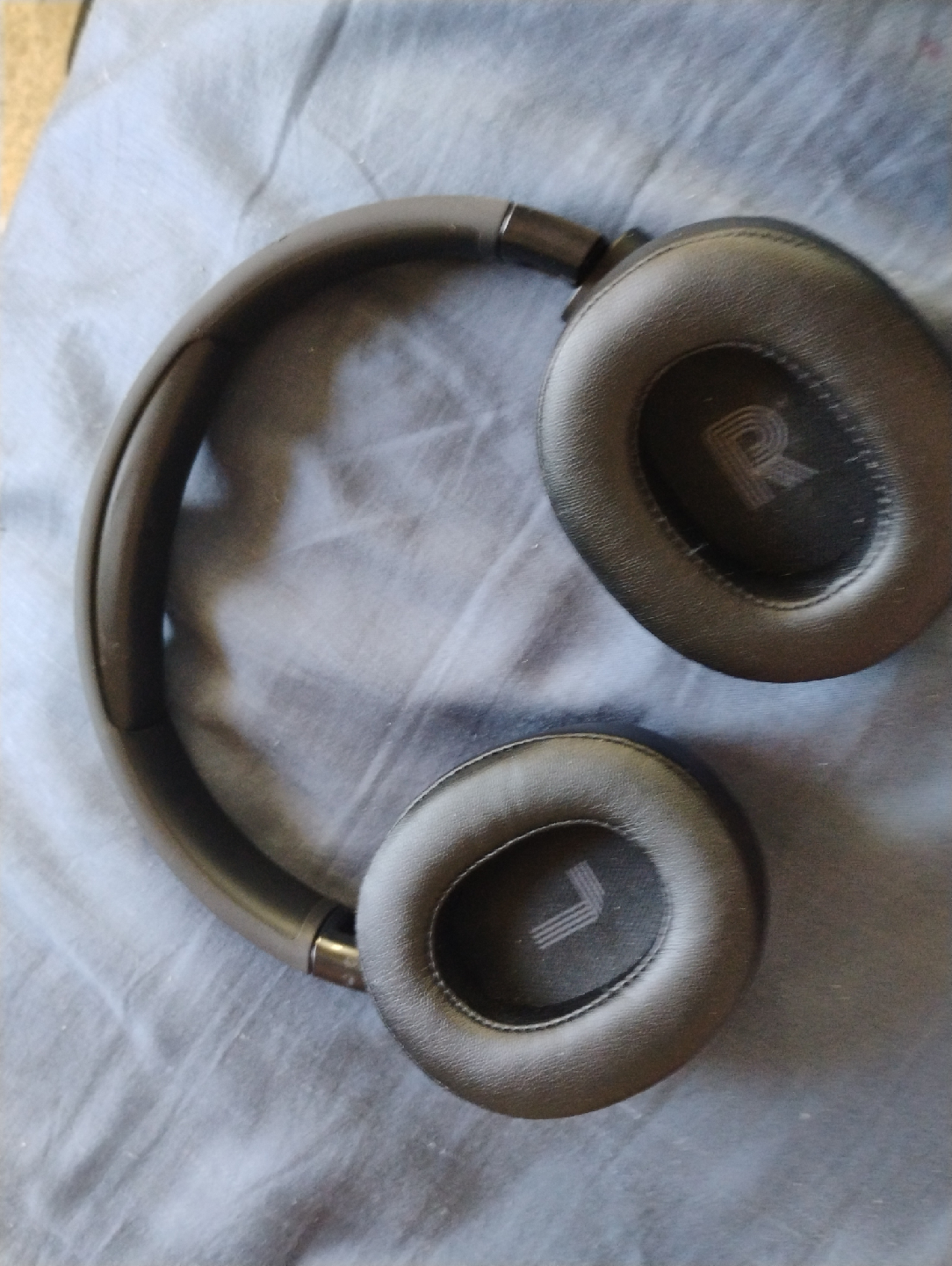 JBL Headphones - Black bluetooth - photo 2