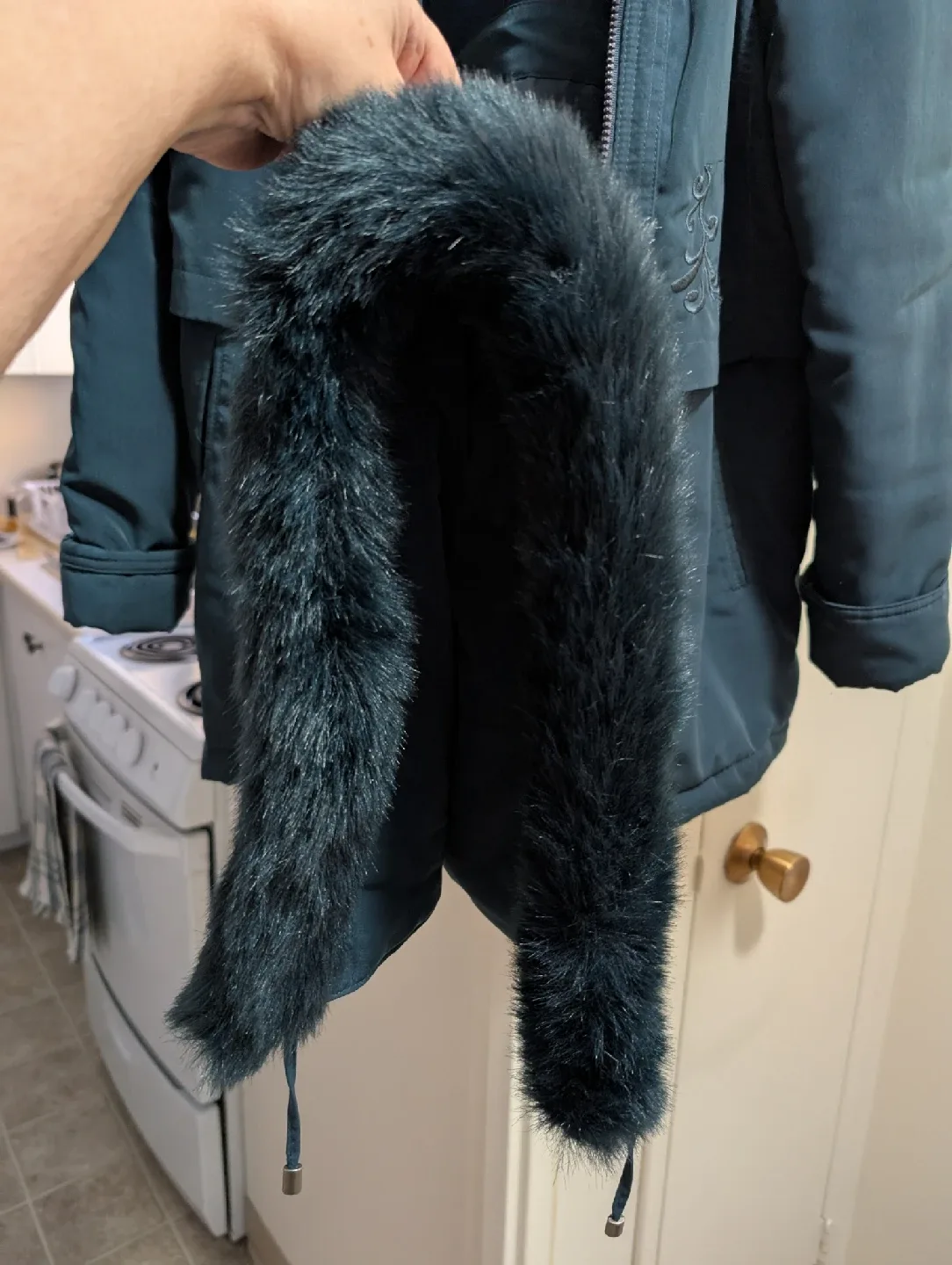 Tradition Helen Wilson Teal Coat - Size M/M image indicator(3)