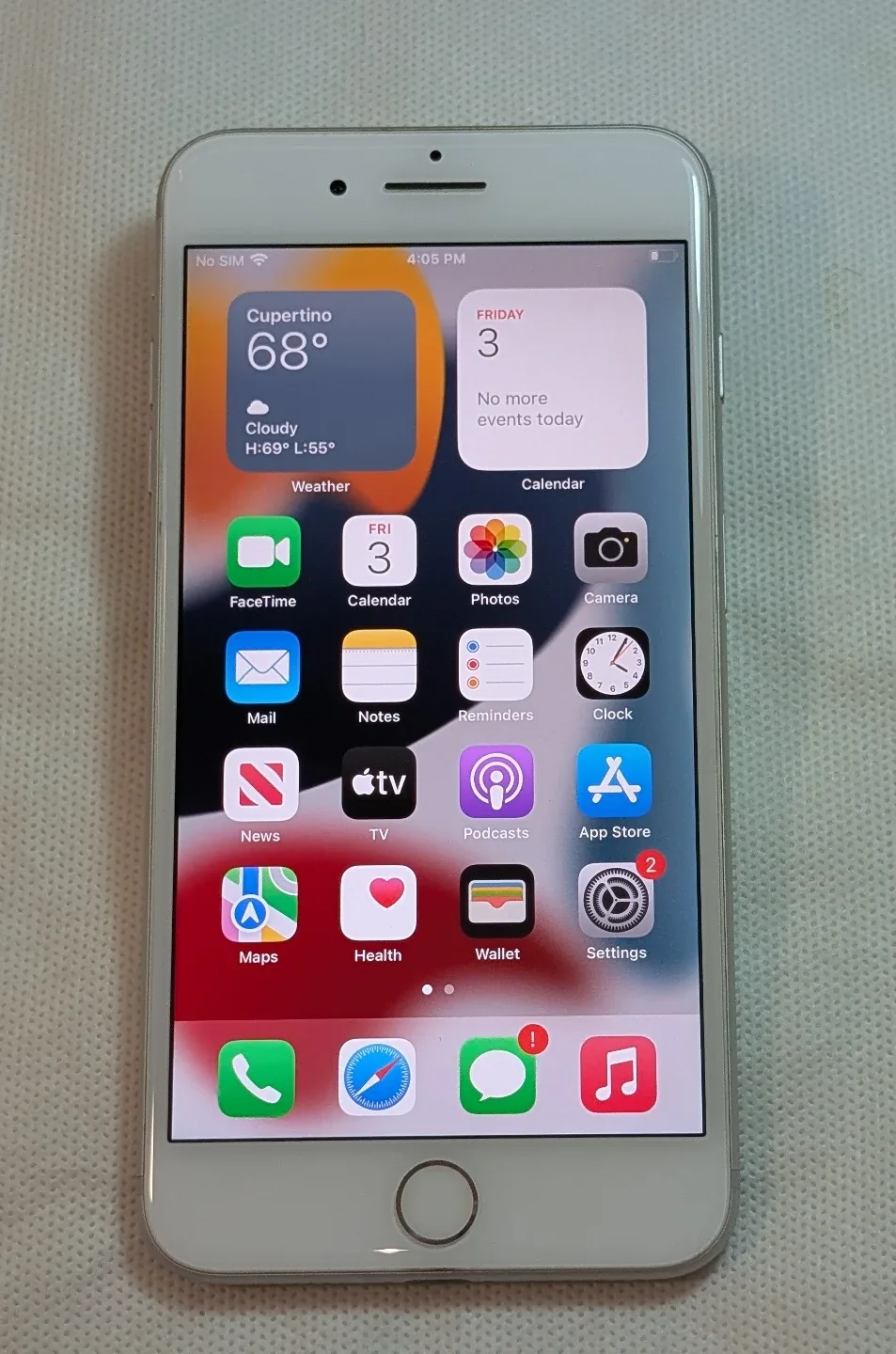 VERY NICE APPLE iPhone 7 PLUS 32GB for Consumer Cellular