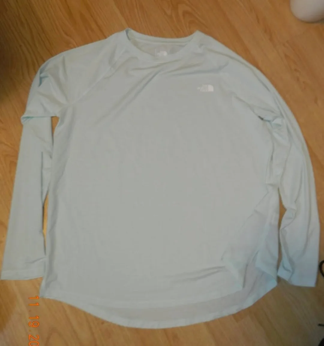 Womens The North Face Long Sleeve Shirt thumbnail