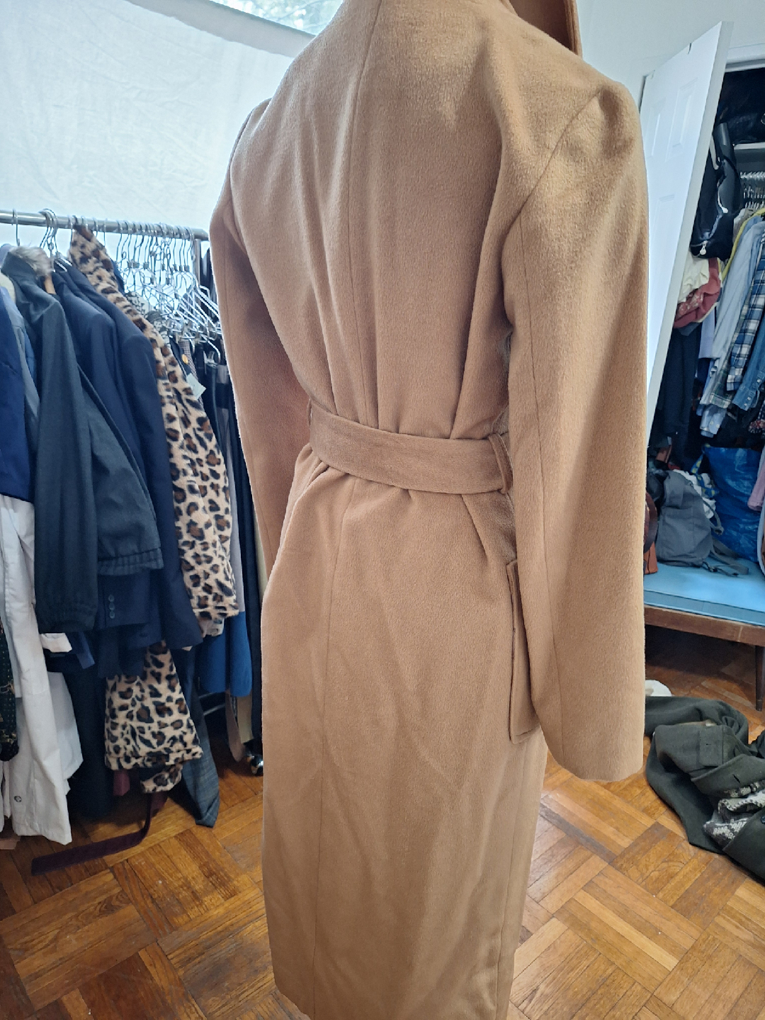 JLOUN Coat - Size Small - photo 3