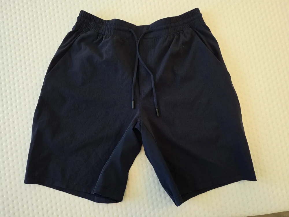 Lululemon Athletics Shorts - Size M image indicator(2)