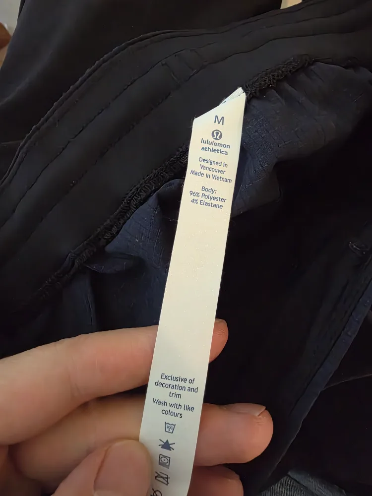 Lululemon Athletics Shorts - Size M image indicator(3)