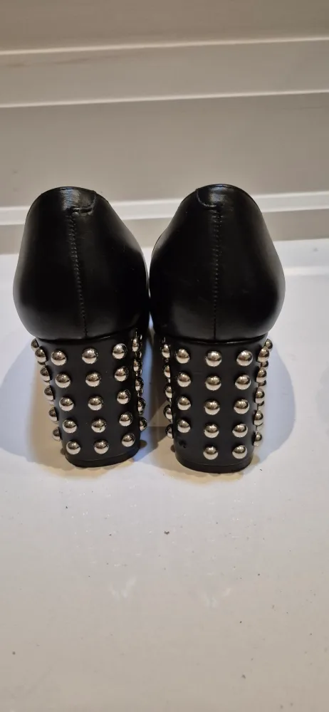 Hugo Boss Black Leather Studded Heels image indicator(3)