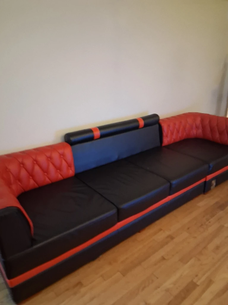 Red and Black Sectional Sofa - photo 2