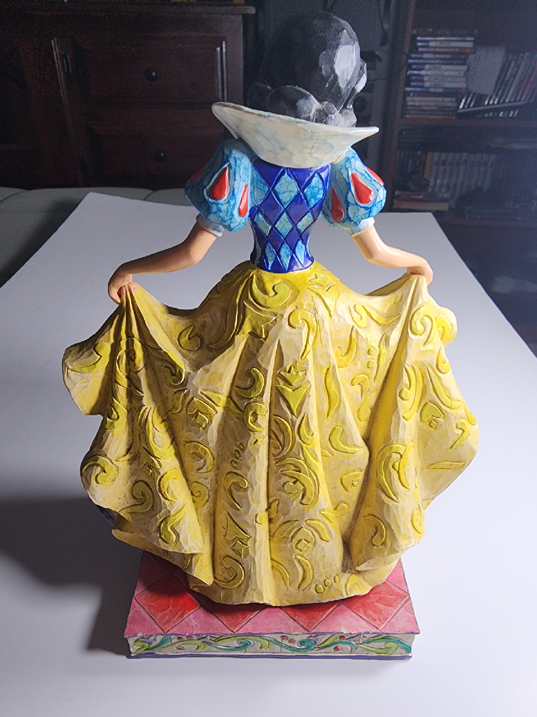 Jim Shore Disney Snow White Figurine - photo 4