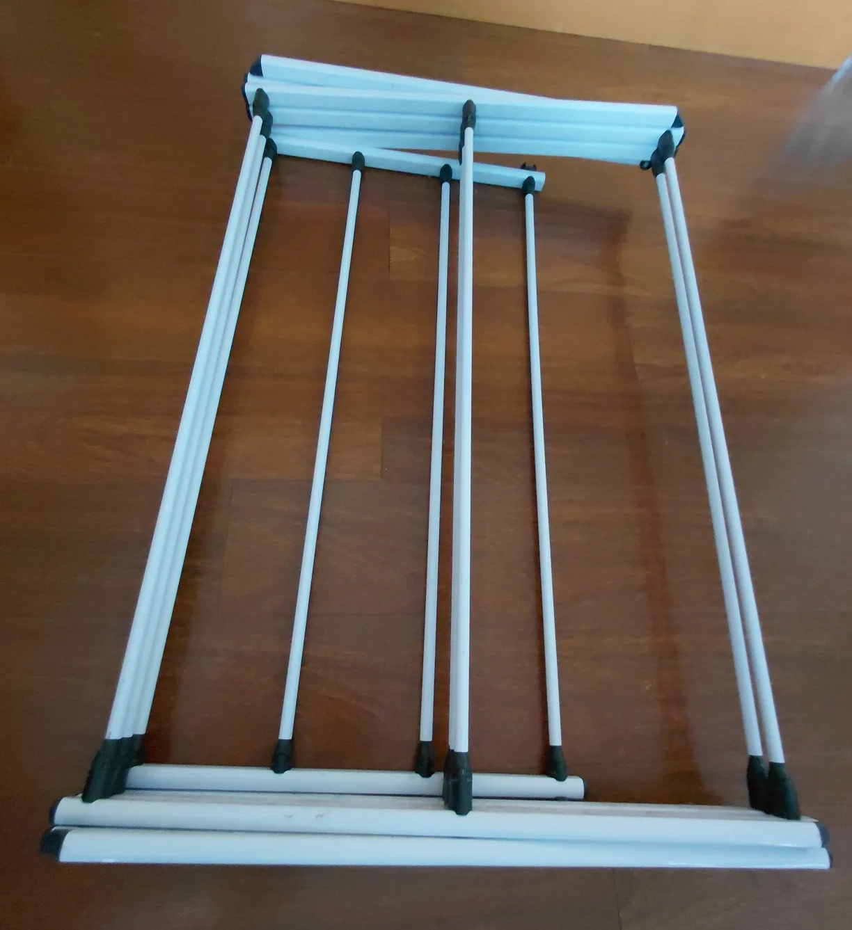 FREE! Clothes Drying Rack image indicator(2)