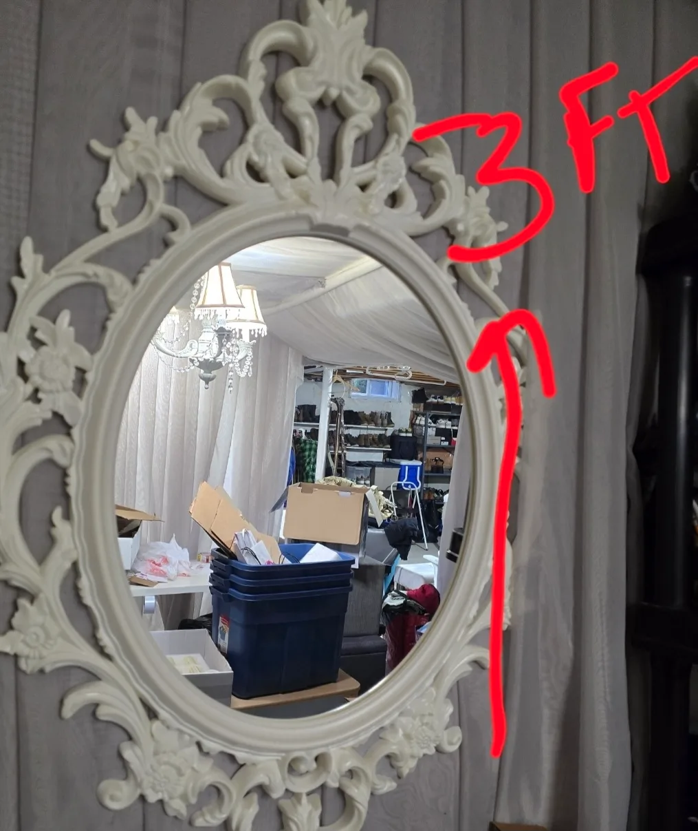 plastic frame mirror thumbnail