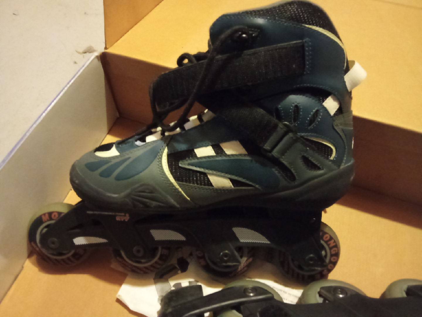 Mongoose Inline Skates - Size 7 Rollerblades - photo 3