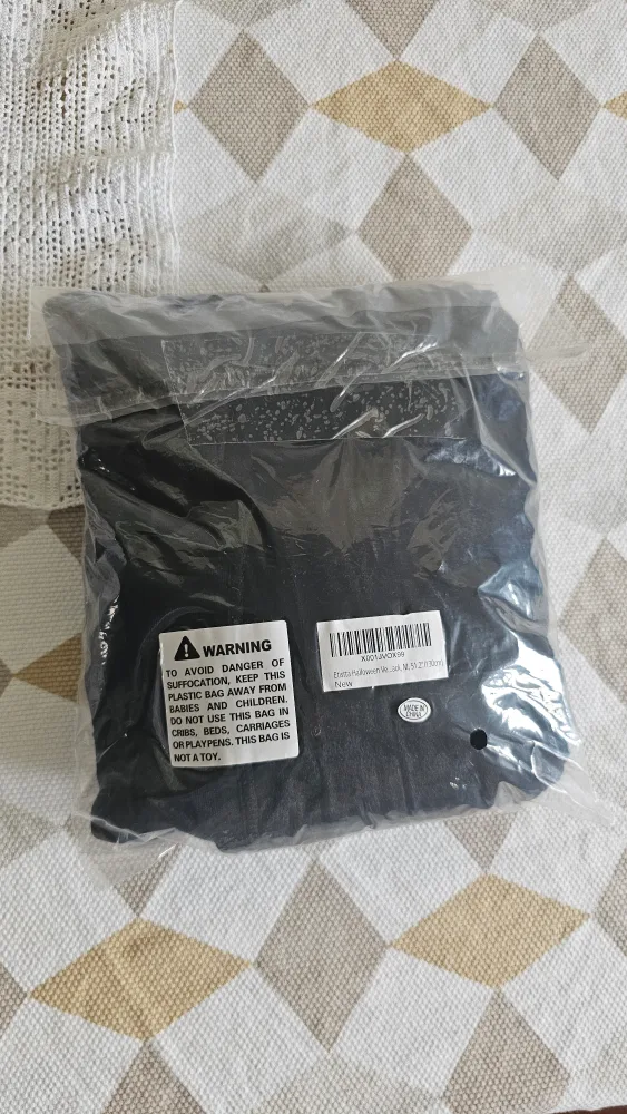 🥕Black Velvet Hooded Cloak - Size M image indicator(2)