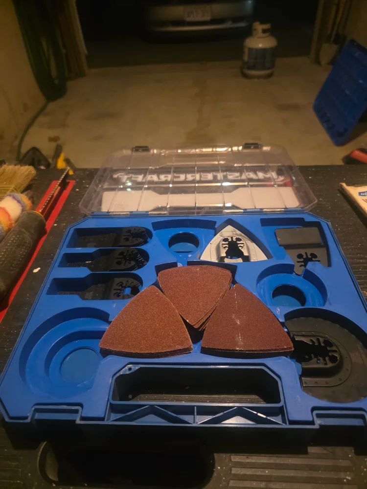 Mastercraft Oscillating Tool Accessory Set - 100 Pieces image indicator(2)