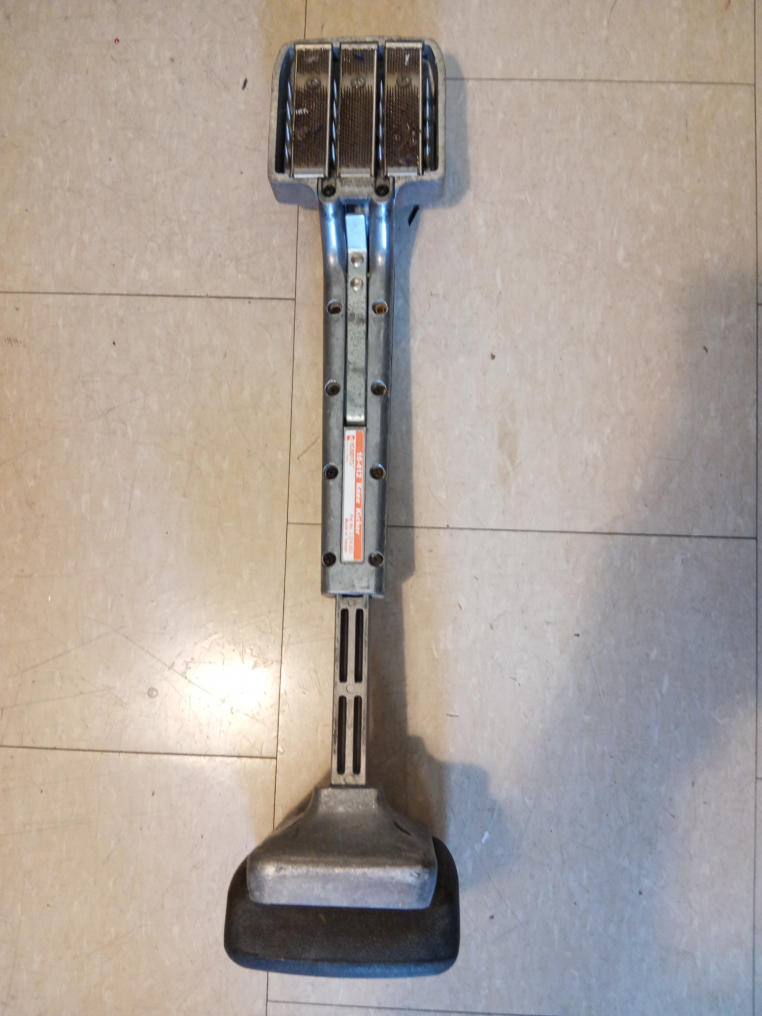 Roberts GT Knee Kicker Carpet Installation Tool - photo 3