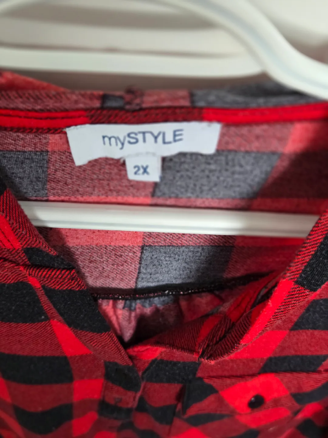 mySTYLE Red & Black Plaid 2X Top image indicator(3)