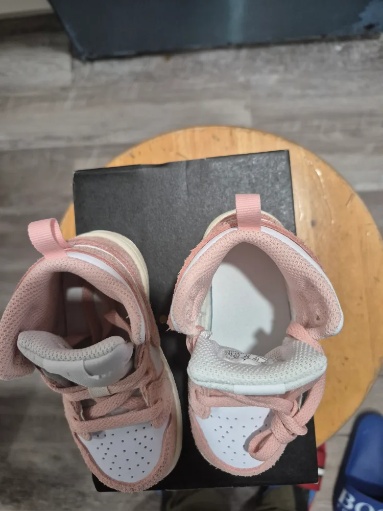 Nike Air Jordan 1 Mid SE Toddler Shoes - Size 6C image indicator(4)