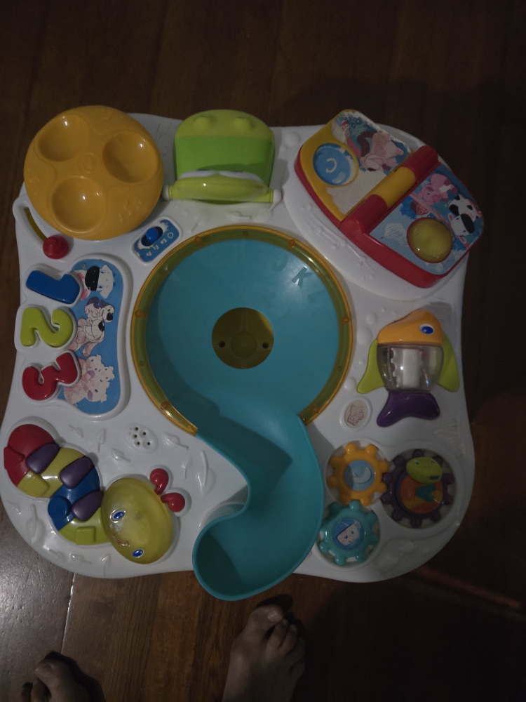 VTech Sit-to-Stand Learn and Discover Table - photo 2