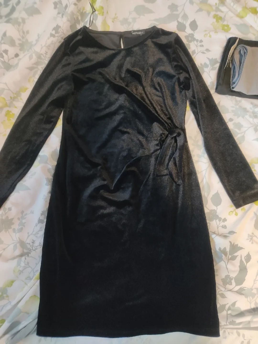 In Extenso Black Velvet Dress thumbnail