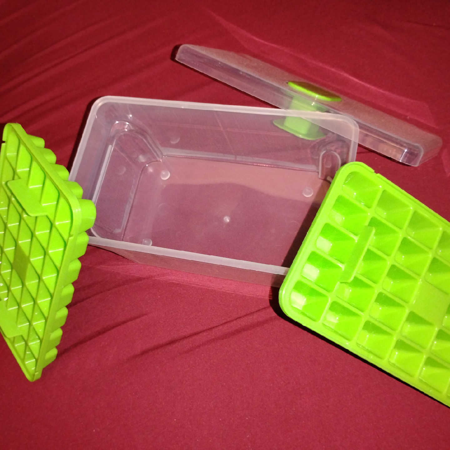 Green Ice Cube Maker with Storage Bin - photo 3