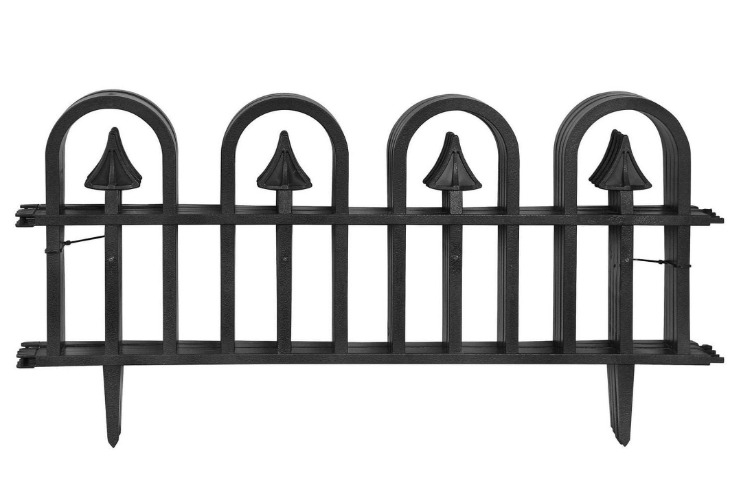 Small Black Garden Fence Edging 9 pc
