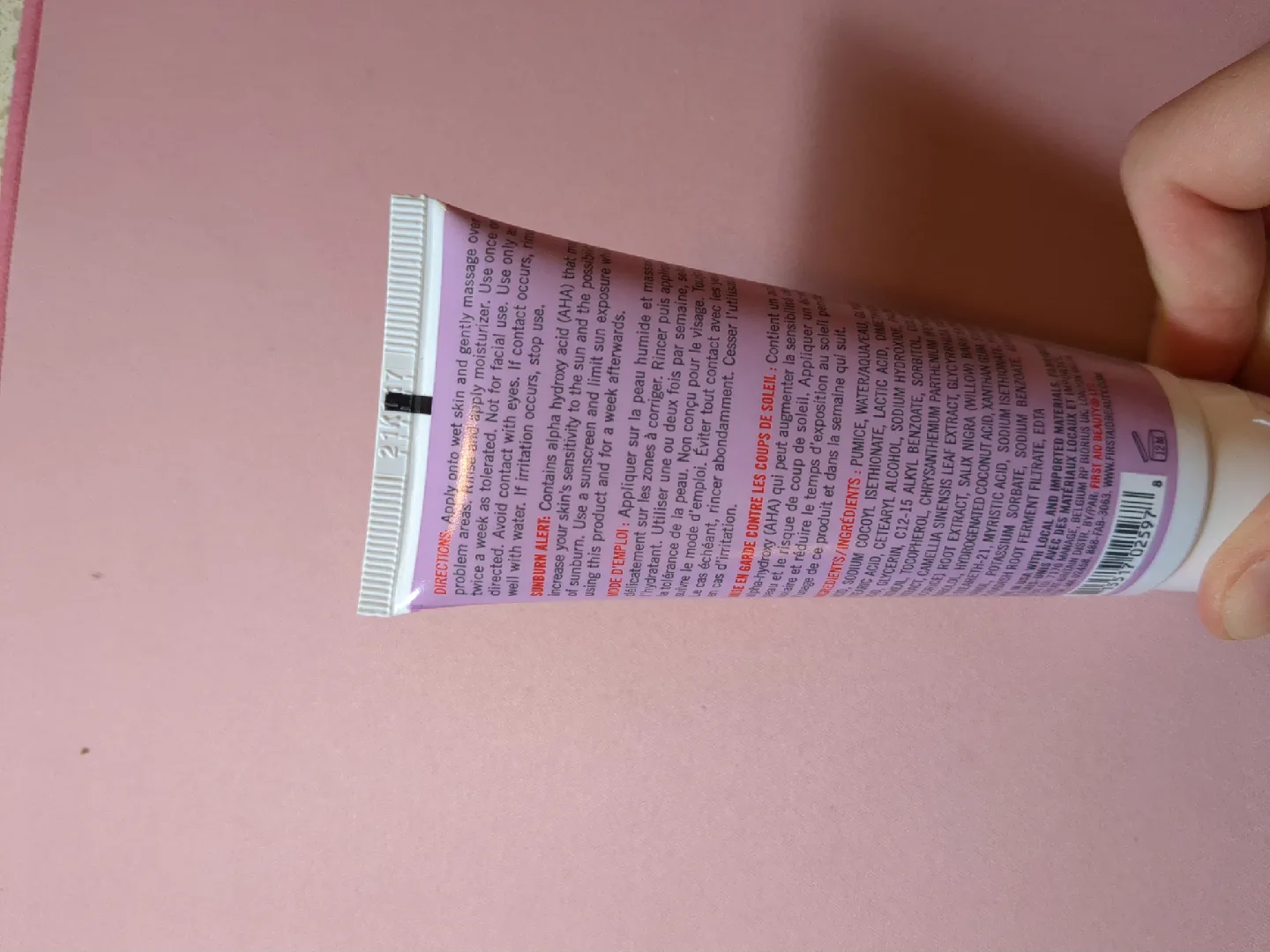 First Aid Beauty KP Bump Eraser Body Scrub image indicator(3)